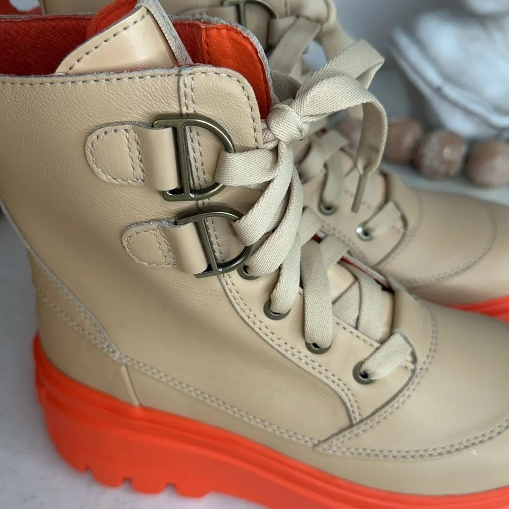 Sorel topcover not